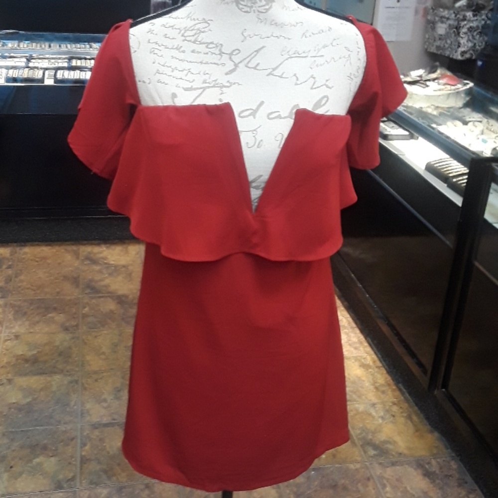 ESSUE stunning red dress